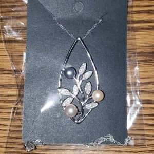 Freshwater pearl necklace